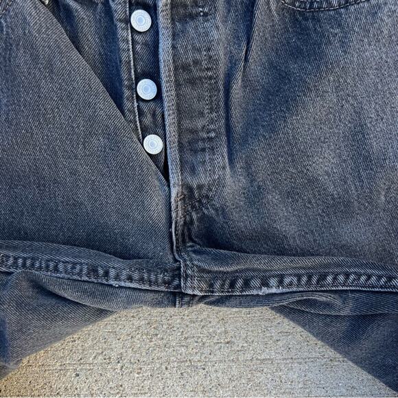 Vintage Y2K Levi’s For Women Black 501 button fly straight leg jeans 29x32 - Picture 9 of 9